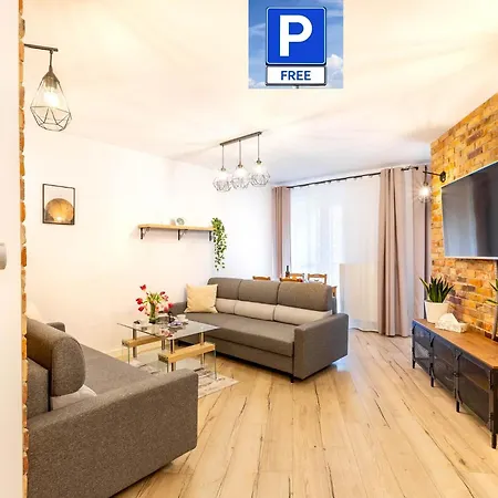 10w Free Private Parking Appartement Wrocław